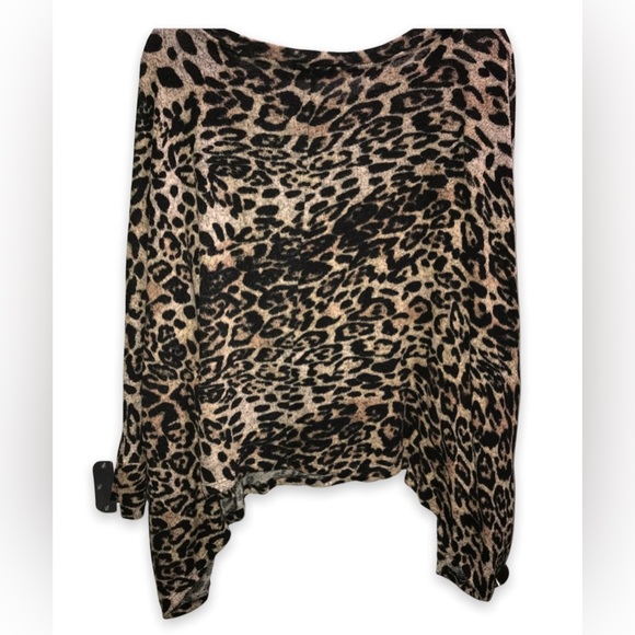 Cherish Batwing Sweater Top - Size: Large/XL - Picture 2 of 5